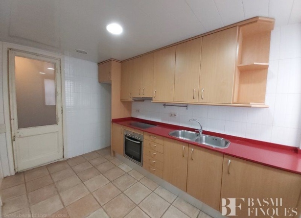 <es>COCINA</es><ca>COCINA</ca><en>COCINA</en><fr>COCINA</fr>