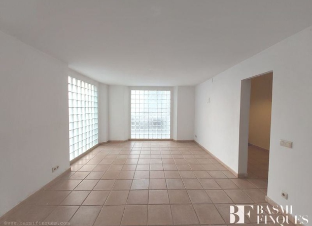 <es>SALÓN- COMEDOR</es><ca>SALÓN- COMEDOR</ca><en>SALÓN- COMEDOR</en><fr>SALÓN- COMEDOR</fr>