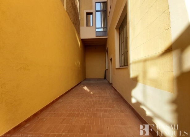 <es>PATIO</es><ca>PATIO</ca><en>PATIO</en><fr>PATIO</fr>