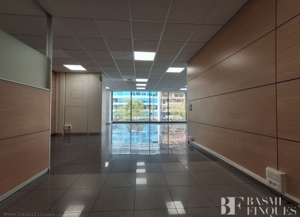 <es>image001</es><ca>image001</ca><en>image001</en><fr>image001</fr>