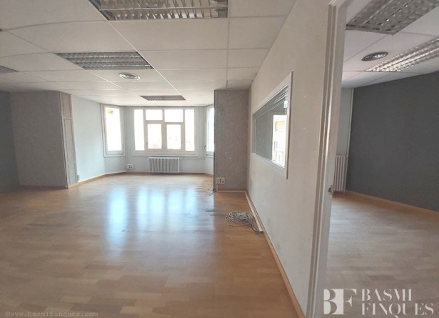 <es>image002</es><ca>image002</ca><en>image002</en><fr>image002</fr>