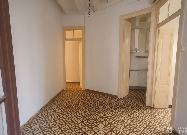 <es>SALÓN-COMEDOR</es><ca>SALÓN-COMEDOR</ca><en>SALÓN-COMEDOR</en><fr>SALÓN-COMEDOR</fr>