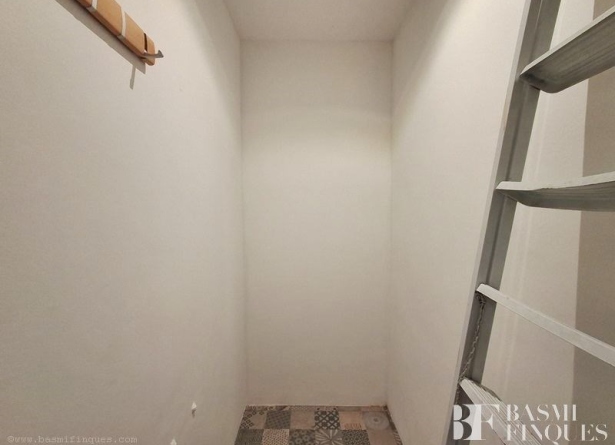 <es>TRASTERO</es><ca>Traster</ca><en>TRASTERO</en><fr>TRASTERO</fr>