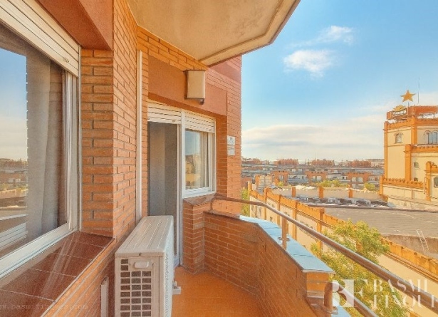 <es>image012</es><ca>image012</ca><en>image012</en><fr>image012</fr>