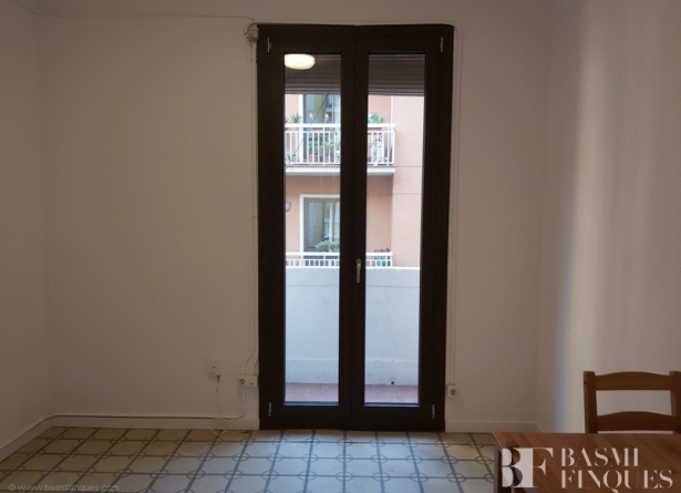 <es>SALÓN-COMEDOR</es><ca>SALÓN-COMEDOR</ca><en>SALÓN-COMEDOR</en><fr>SALÓN-COMEDOR</fr>