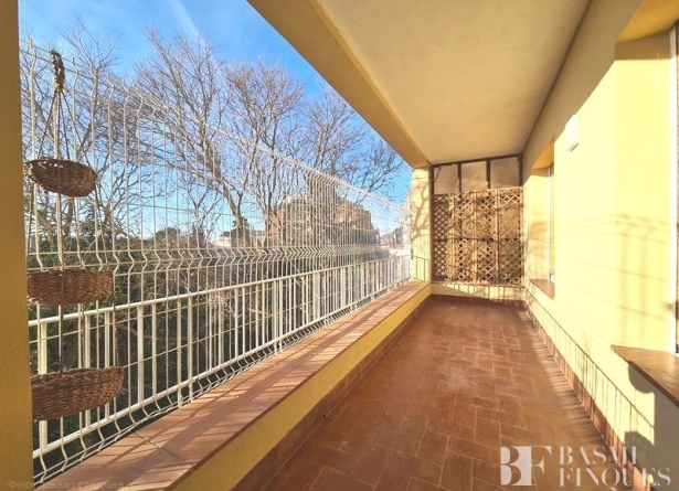 <es>TERRAZA</es><ca>Terrassa</ca><en>TERRAZA</en><fr>TERRAZA</fr>