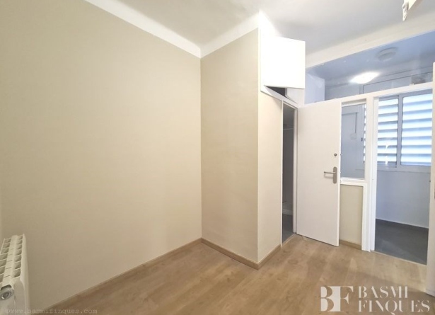 <es>image008</es><ca>image008</ca><en>image008</en><fr>image008</fr>