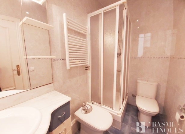 <es>BAÑO EN SUITE</es><ca>BAÑO EN SUITE</ca><en>BAÑO EN SUITE</en><fr>BAÑO EN SUITE</fr>