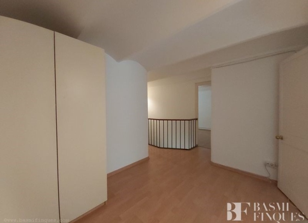 <es>DISTRIBUIDOR PARTE SUPERIOR</es><ca>DISTRIBUIDOR PARTE SUPERIOR</ca><en>DISTRIBUIDOR PARTE SUPERIOR</en><fr>DISTRIBUIDOR PARTE SUPERIOR</fr>