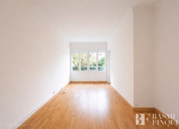 <es>SALÓN-COMEDOR</es><ca>SALÓN-COMEDOR</ca><en>SALÓN-COMEDOR</en><fr>SALÓN-COMEDOR</fr>