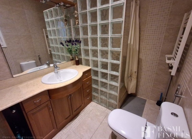 <es>BAÑO</es><ca>BAÑO</ca><en>BAÑO</en><fr>BAÑO</fr>