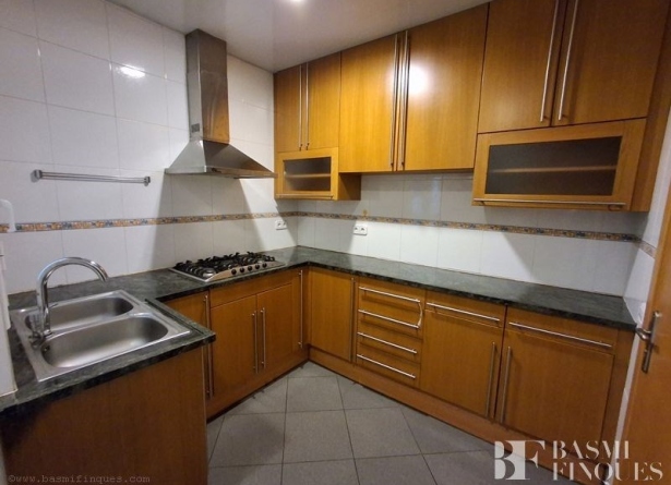 <es>COCINA</es><ca>COCINA</ca><en>COCINA</en><fr>COCINA</fr>