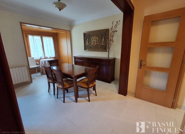 <es>SALÓN-COMEDOR</es><ca>SALÓN-COMEDOR</ca><en>SALÓN-COMEDOR</en><fr>SALÓN-COMEDOR</fr>