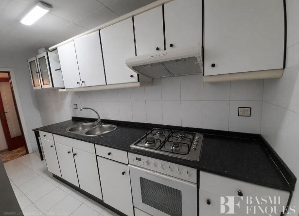 <es>COCINA</es><ca>COCINA</ca><en>COCINA</en><fr>COCINA</fr>