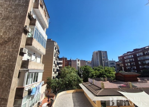 <es>VISTAS</es><ca>Vistes</ca><en>VISTAS</en><fr>VISTAS</fr>