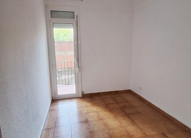 <es>HABITACIÓN MEDIANA</es><ca>HABITACIÓN MEDIANA</ca><en>HABITACIÓN MEDIANA</en><fr>HABITACIÓN MEDIANA</fr>
