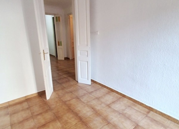 <es>HABITACIÓN MEDIANA</es><ca>HABITACIÓN MEDIANA</ca><en>HABITACIÓN MEDIANA</en><fr>HABITACIÓN MEDIANA</fr>
