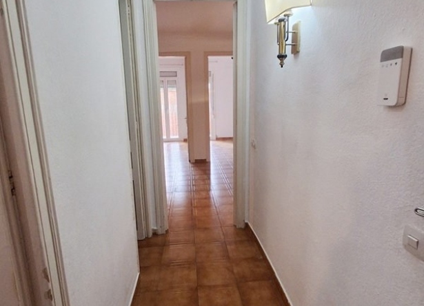 <es>ENTRADA Y PASILLO</es><ca>ENTRADA Y PASILLO</ca><en>ENTRADA Y PASILLO</en><fr>ENTRADA Y PASILLO</fr>